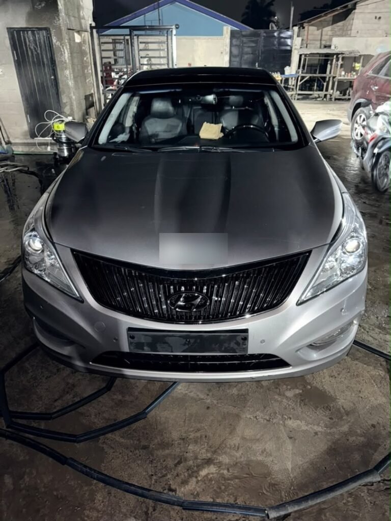 Hyundai Grandeur à vendre à Brazzaville – Automatique, Essence, Toit ouvrant, Full options